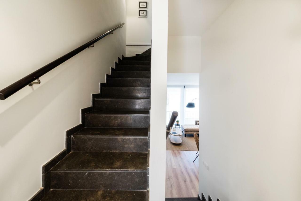 Petit Luxe Tobella Esquerra * Terrassa